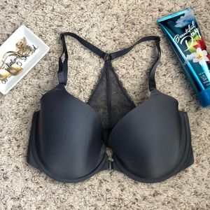 Victoria Secret Bra Size 34DD -Like New Condition